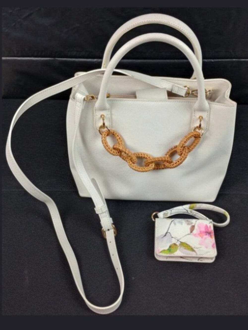 NWOT Betsey Johnson White Handbag Wicker Chain Floral Wallet Wristlet Purse Set